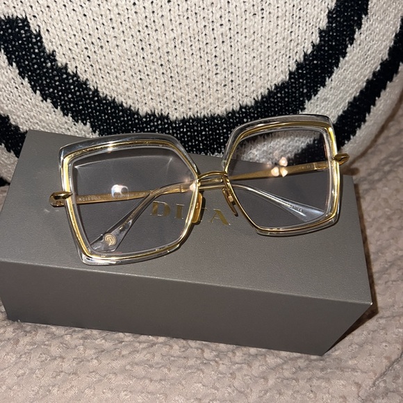 Dita Narcissus frames - Picture 3 of 5